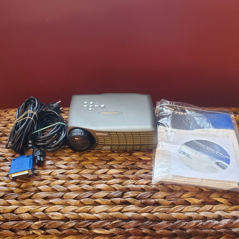InFocus LP70+ DLP Projector XGA HD 1080 Small Portable Bright W/ Accessories